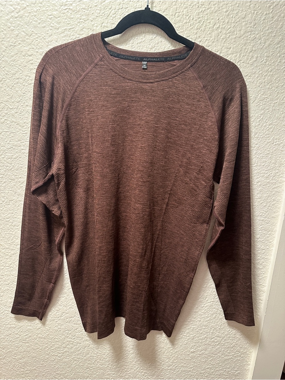 Men’s Alphalete long sleeve shirt